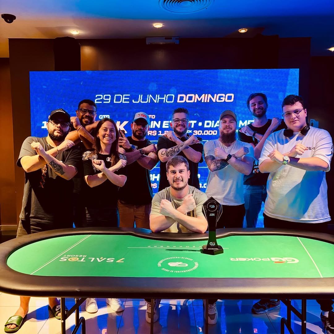 Poker ao vivo se escreve com X?