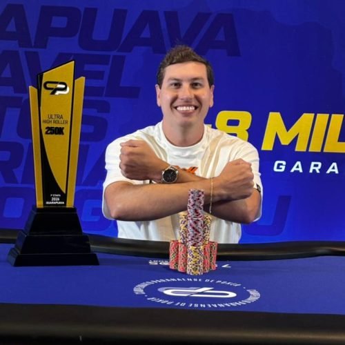 UM TORNEIO DE 10K! NÃO É O GARANTIDO, E SIM O BUY-IN.